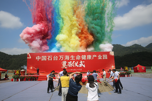1696650753118904.jpg 4X5A2939_副本.jpg